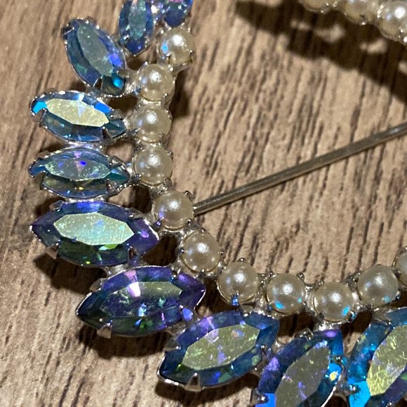 1950s Vintage B. David Crystal Rhinestone Wreath Brooch & Clip On Earrings Set - Picture 5 of 6